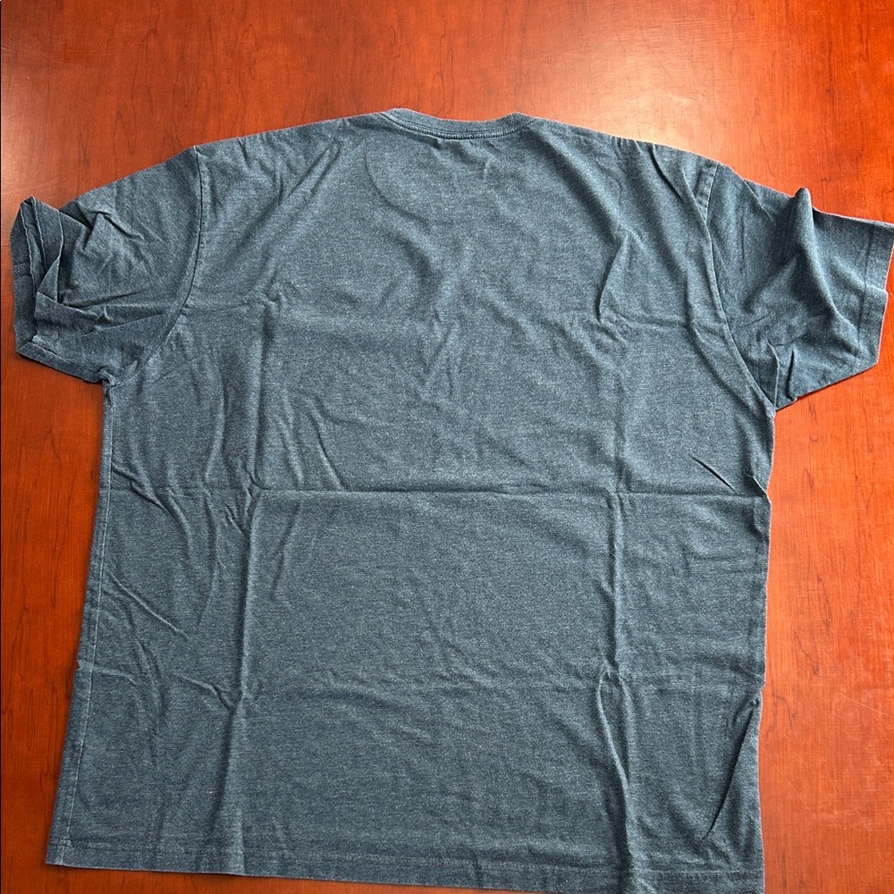 Howe Dark Gray Graphic Tee - Picture 4 of 4